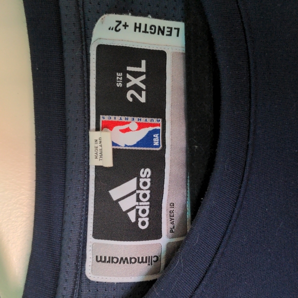 NBA Adidas Utah Jazz player gear -sweater 2XL - Picture 2 of 2